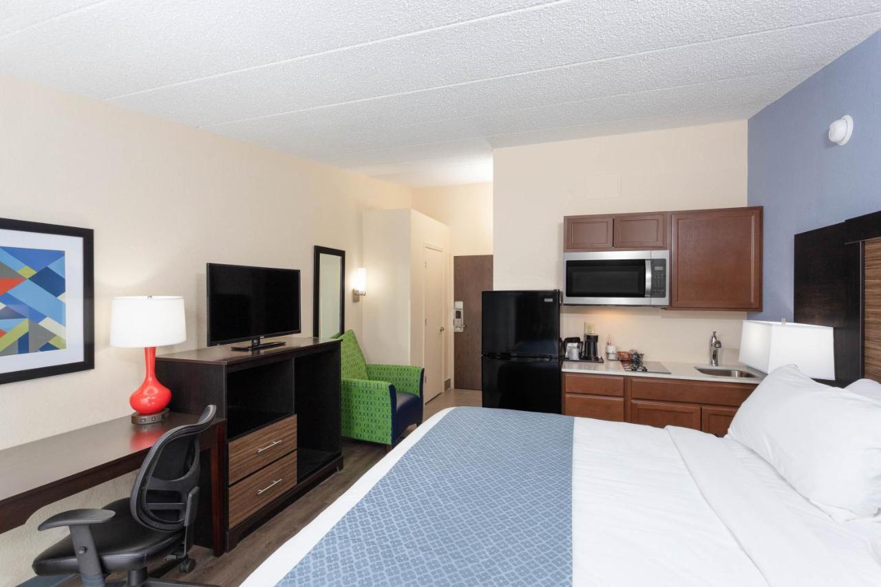 Wingate By Wyndham Bloomington Otel Dış mekan fotoğraf