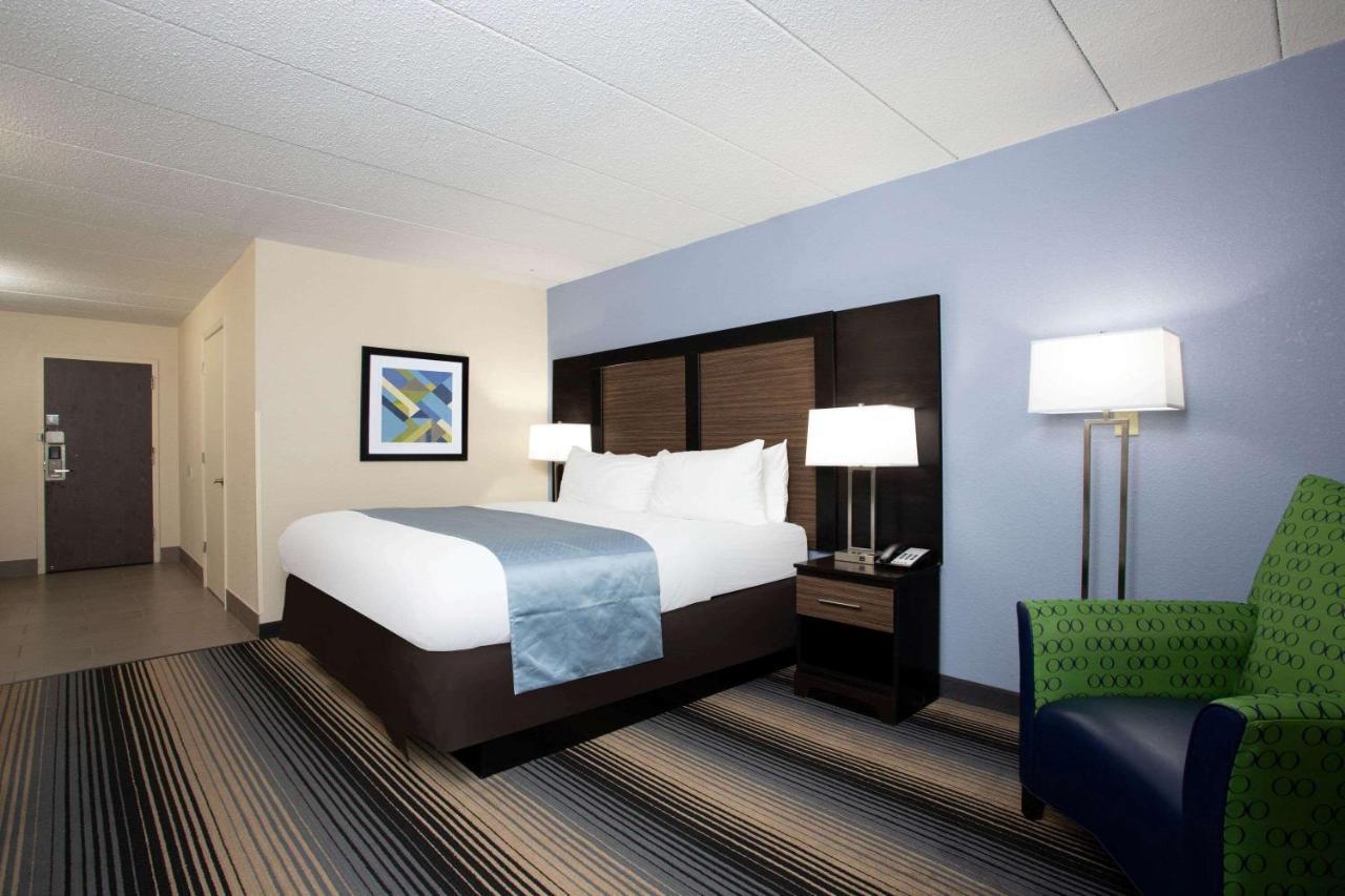 Wingate By Wyndham Bloomington Otel Dış mekan fotoğraf